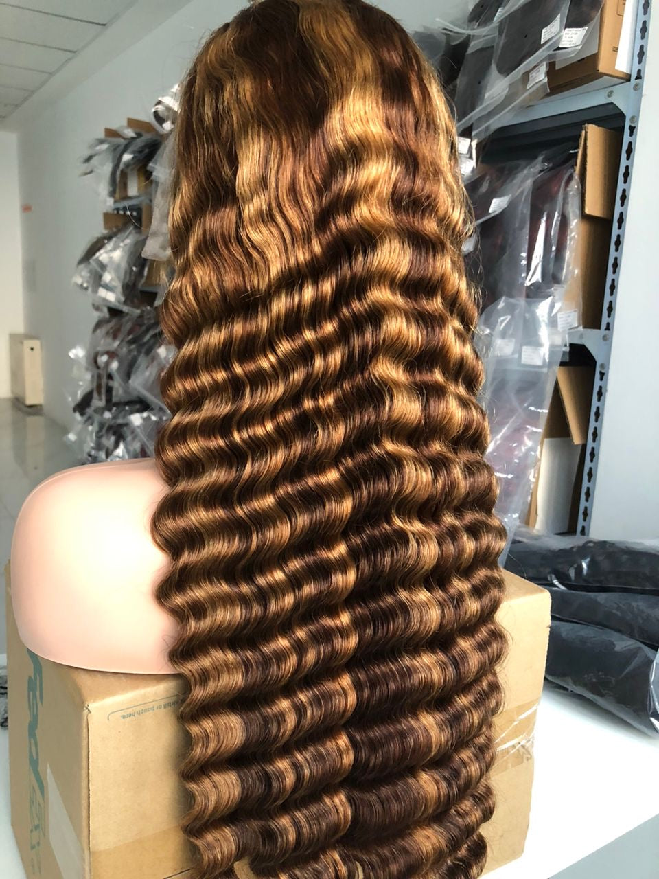 Highlighted deep wave